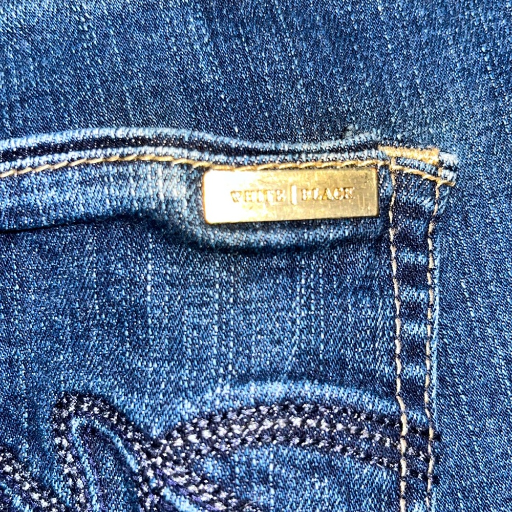 White House Black Jeans - Picture 8 of 10